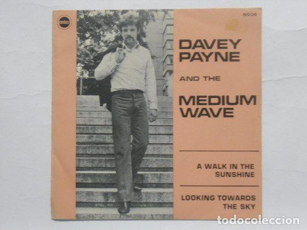 Discos de vinil: Davey Payne And The Medium Wave &ndash; A Walk In The Sunshine (Vinyl, Ember Records 8.508)