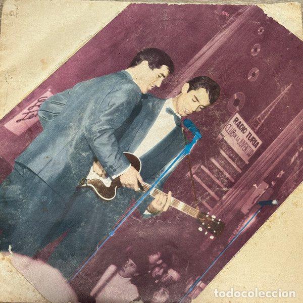 Disques de vinyle: D&uacute;o Din&aacute;mico &ndash; Ya Tiene Diecisiete A&ntilde;os (Vinyl, La Voz De Su Amo 7PL 63.065)