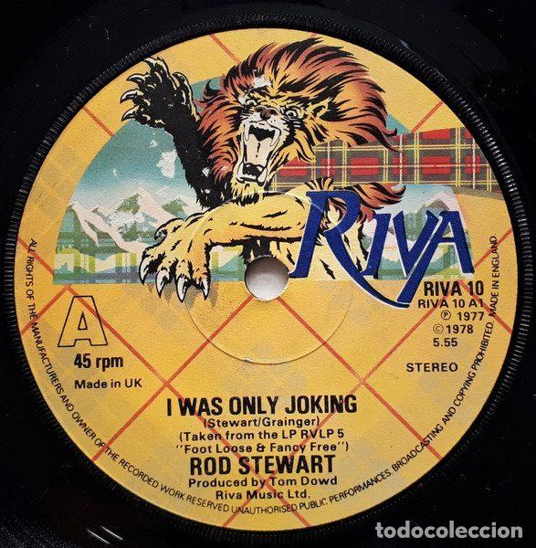 Dischi in vinile: Rod Stewart &ndash; I Was Only Joking / Hot Legs (Vinyl, Riva RIVA 10)