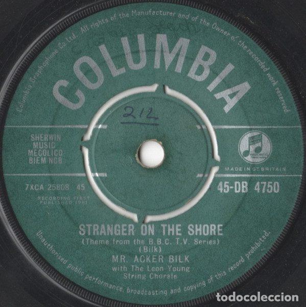Vinyl-Schallplatten: Mr. Acker Bilk With The Leon Young String Chorale &ndash; Stranger On The Shore (Vinyl, Columbia 45-DB...