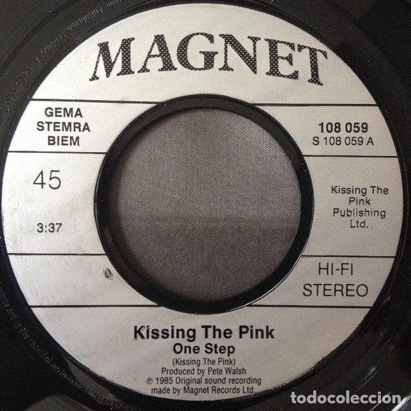 Discos de vinilo: Kissing The Pink &ndash; One Step (Vinyl, Magnet 108 059) - Foto 3