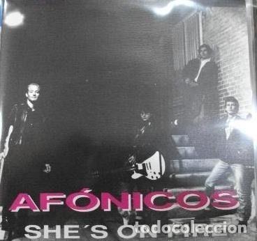 Dischi in vinile: Af&oacute;nicos &ndash; She's On Fire (Vinyl, La Fabrica Magnetica 91PFM40A)
