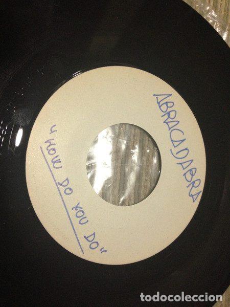 Discos de vinil: Abracadabra &ndash; How Do You Do? / Sacramento (Vinyl, Ariola 10.599-A)