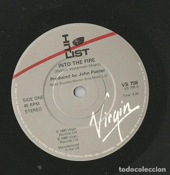 Discos de vinilo: Hitlist &ndash; Into The Fire (Vinyl, Virgin VS 756) - Foto 3