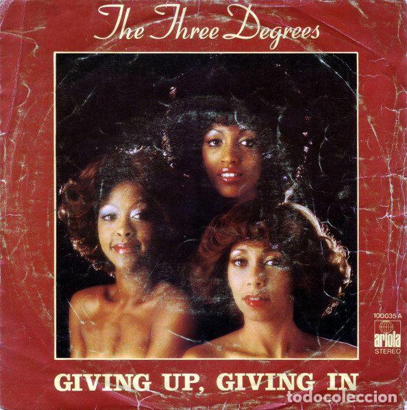 Discos de vinil: The Three Degrees &ndash; Giving Up, Giving In (Vinyl, Ariola 100035&middot;A)