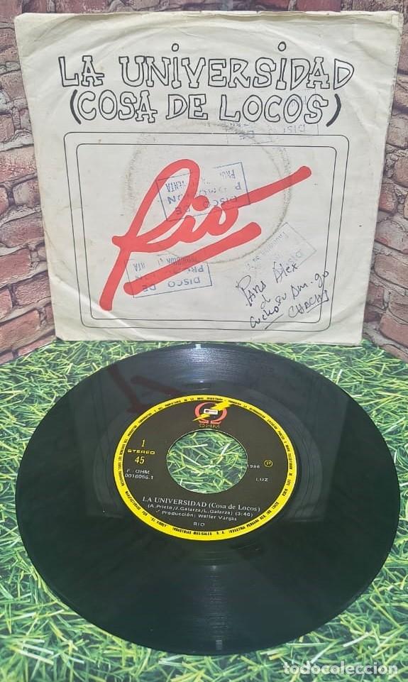 Discos de vinilo: Rio &rdquo;La Universidad (Cosa de Locos) Single edicion peruana (con funda)