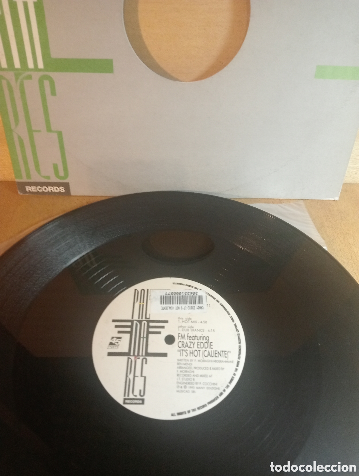 Vinyl records: FM featuring Crazy Eddie. It's hot. 1993. Italy.