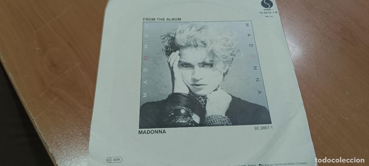 Discos de vinilo: DISCO VINILO CHICO DE MADONNA HOLIDAY - Foto 3
