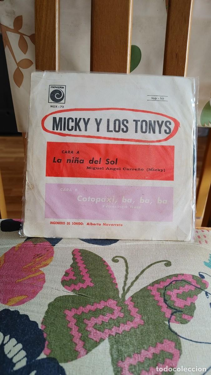 Discos de vinilo: MICKY Y LOS TONYS-SINGLE LA NI&Ntilde;A DEL SOL - Foto 2