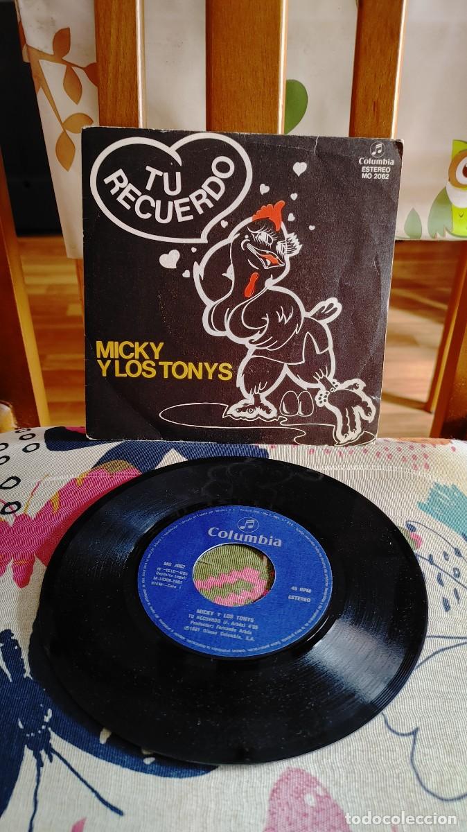 Discos de vinilo: MICKY Y LOS TONYS-SINGLE TU RECUERDO - Foto 1