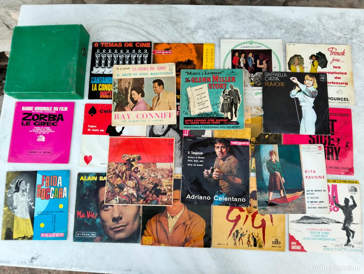 Discos de vinilo: Lote discos de vinilo vintage peque&ntilde;os m&uacute;sica variada con caja verde EPs singles canciones