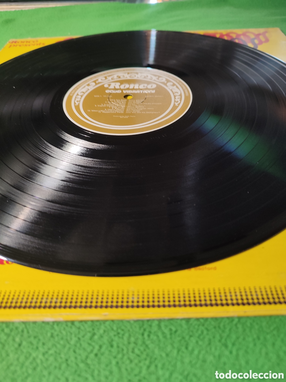 Discos de vinilo: Good Vibrations - 22 Original Hits 1973 - Foto 3