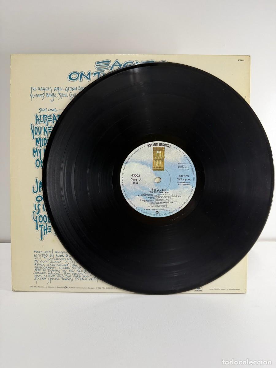 Discos de vinilo: EAGLES (LP) ON THE BORDER - A&Ntilde;O 1974 - Foto 3
