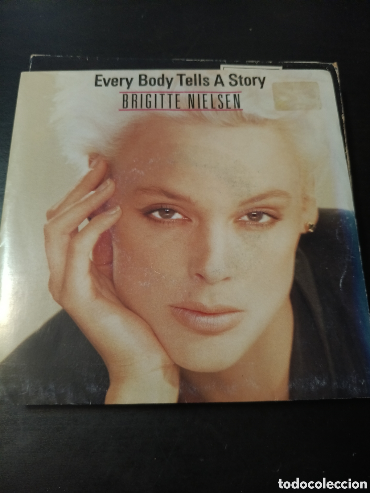 Discos de vinilo: Brigitte Nielsen &ndash; Every Body Tells A Story. Vinilo 7&rdquo; single promo 1987 Espa&ntilde;a