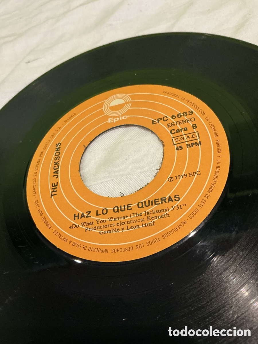 Discos de vinilo: THE JACKSONS &ndash; &Eacute;CHALE LA CULPA AL BOOGIE &ndash; SINGLE 1978 - Foto 4