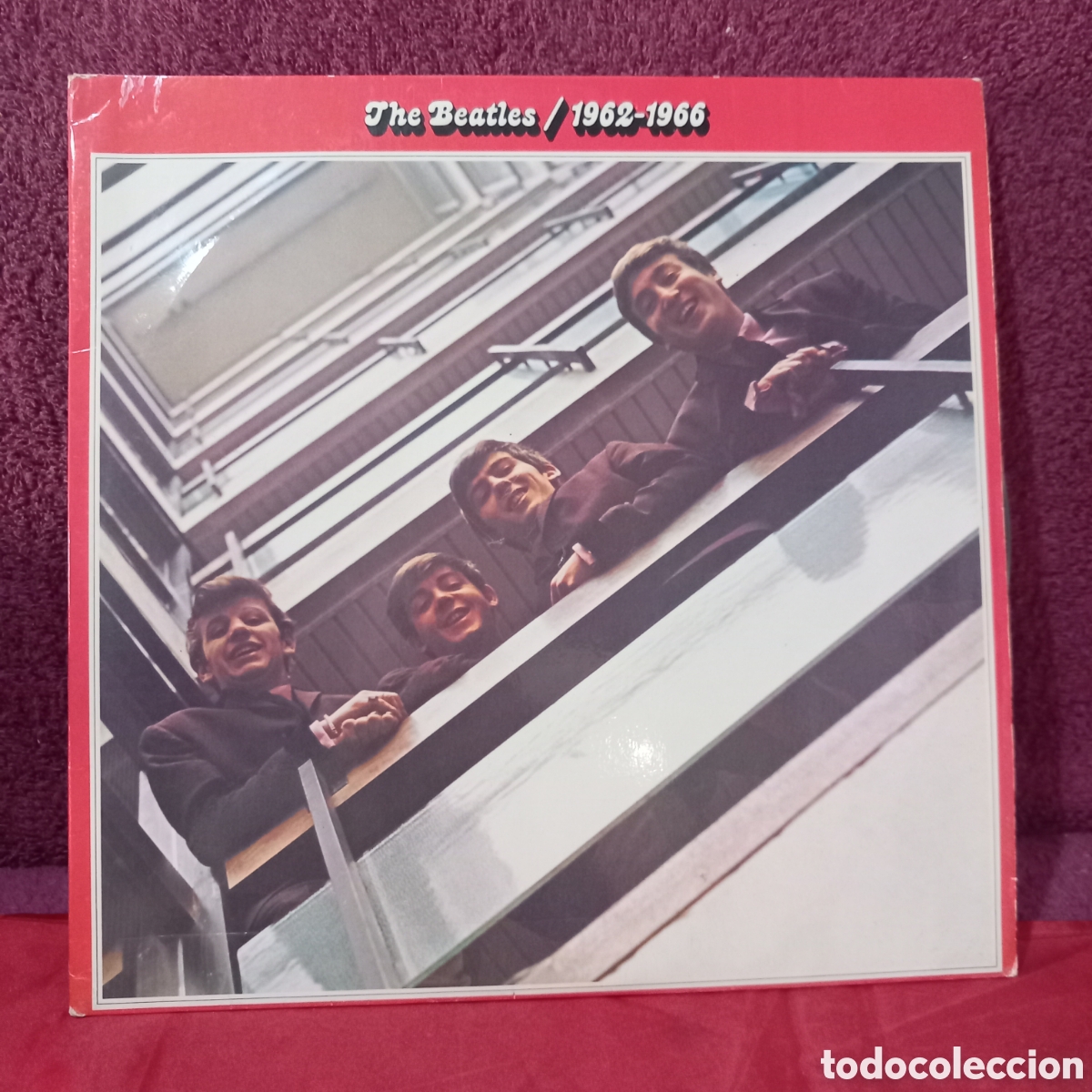 Disques de vinyle: LP DOBLE ROJO TBE BEATLES 1962-1966/DOS ENCARTES(MUY POCAS SE&Ntilde;ALES)