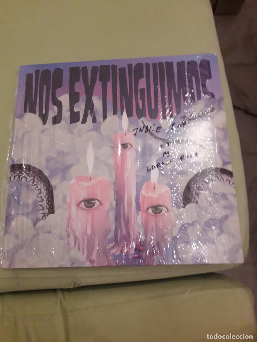 Vinyl records: Tiburona-Nos Extinguimos-Spain 26/01/2024/ROCK/Pop/Indie Pop+single tiburona/tiburona(9&euro; ENV CERT)