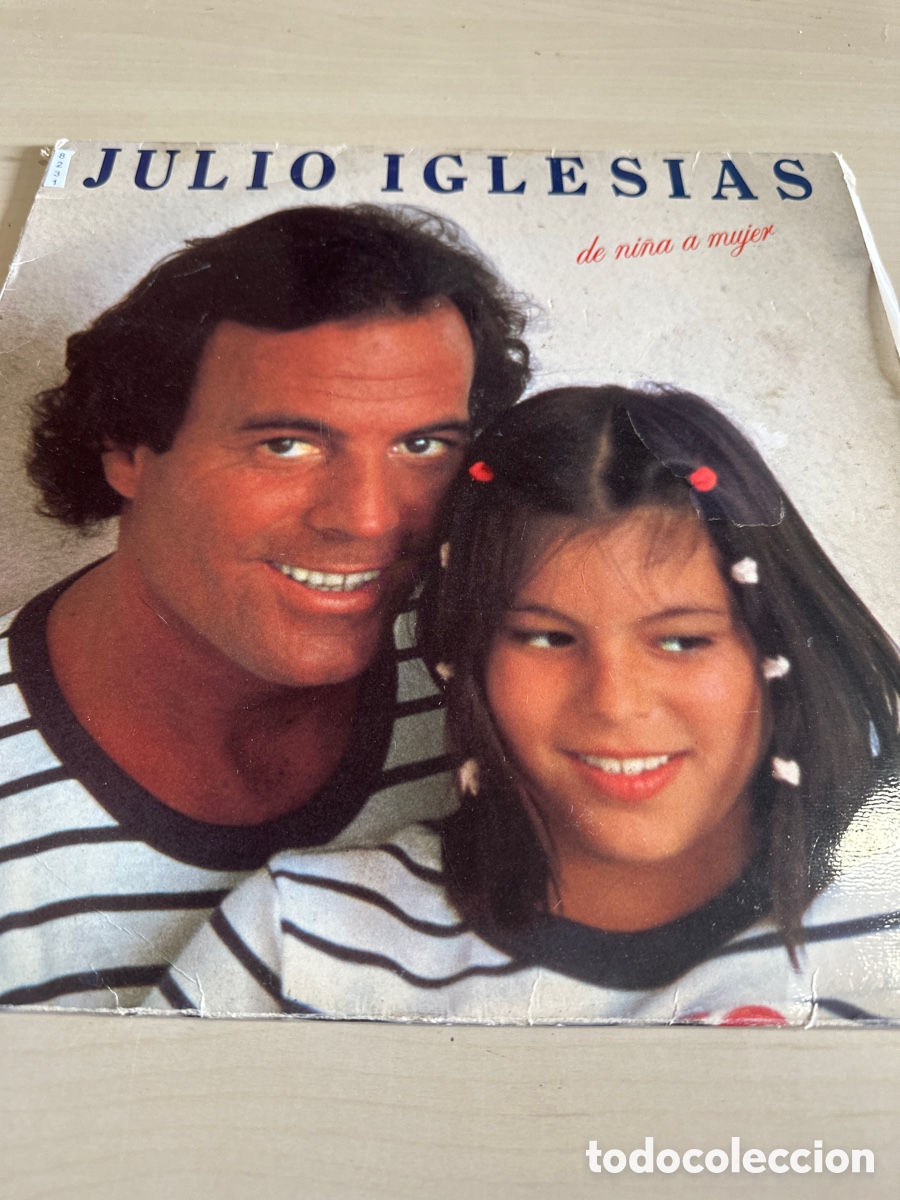 Discos de vinilo: VIN8231 julio iglesias de ni&ntilde;a a mujer vinilo segunda mano