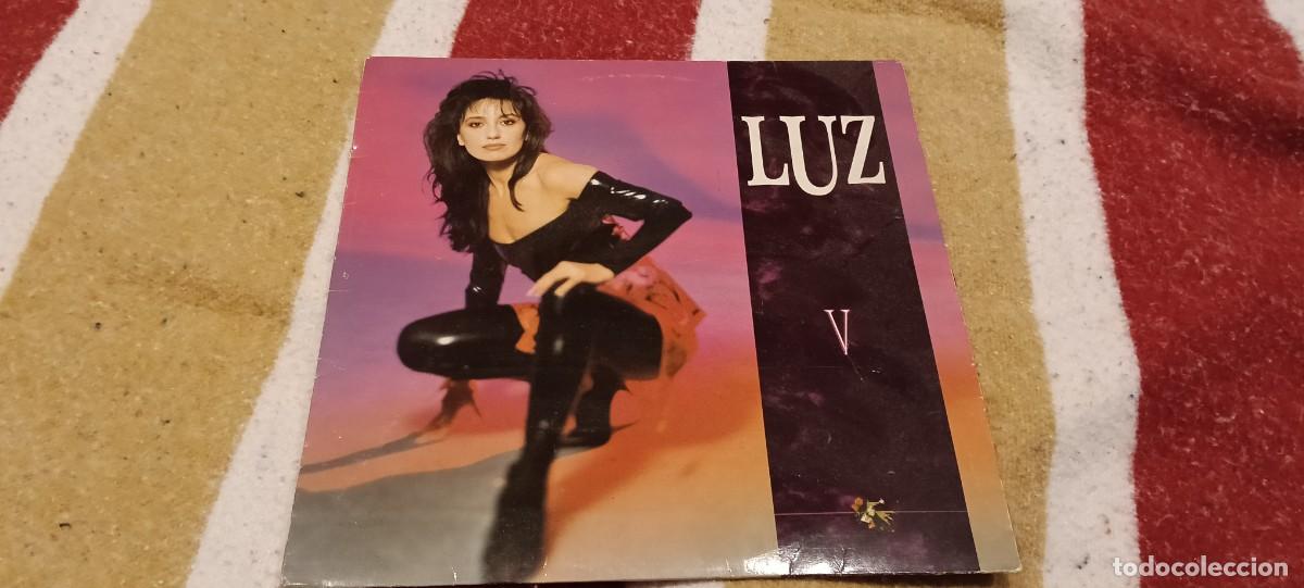 Discos de vinilo: DISCO DE VINILO LP LUZ CASAL - LUZ V (HISPAVOX 1989) INCLUYE INSERT CON LETRAS