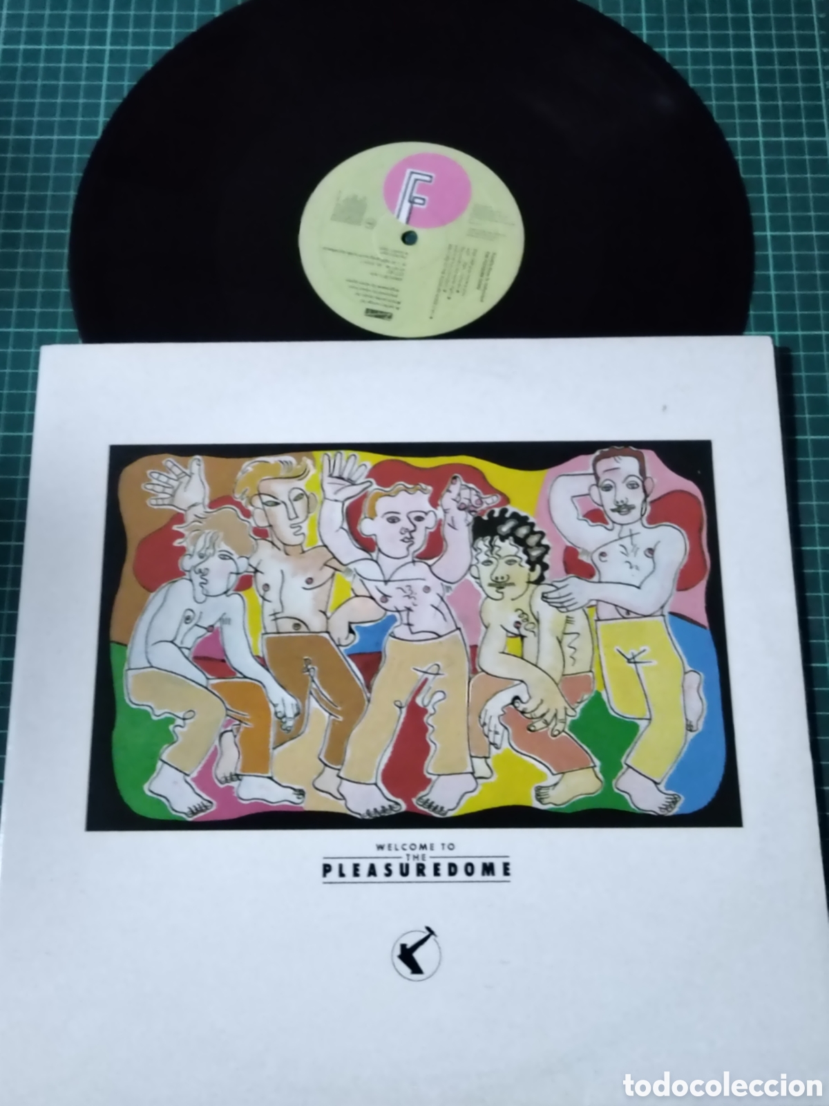 Discos de vinilo: Welcome to the Pleasuredome de la banda Frankie Goes to Hollywood, en formato de vinilo doble (2LP).