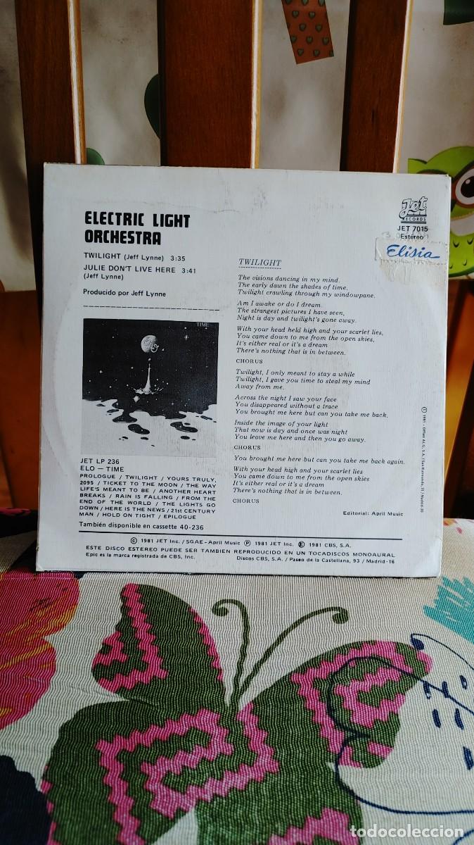Discos de vinilo: ELECTRIC LIGHT ORCHESTRA-SINGLE TWILIGHT - Foto 2