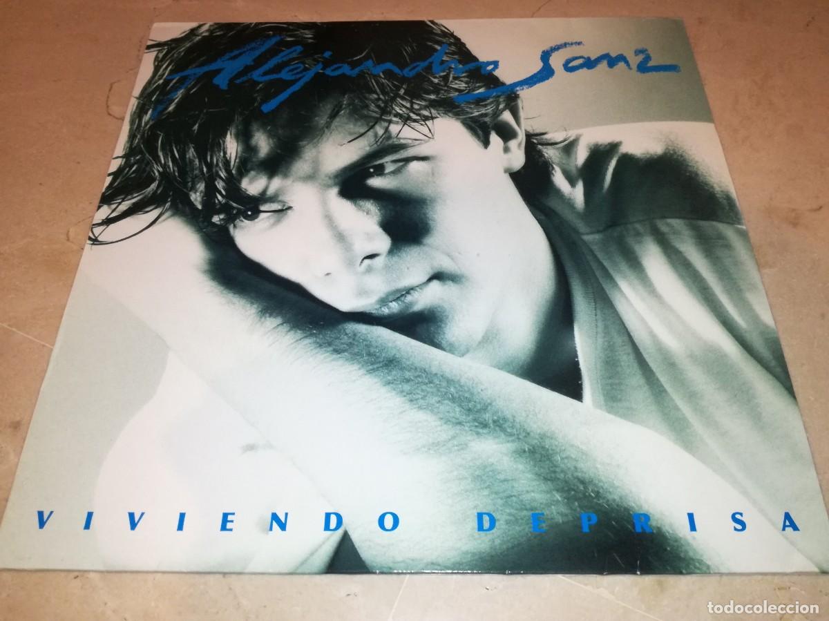 Discos de vinilo: ALEJANDRO SANZ-VIVIENDO DEPRISA-SU PRIMER LP-CONTIENE ENCARTE-ORIGINAL 1991