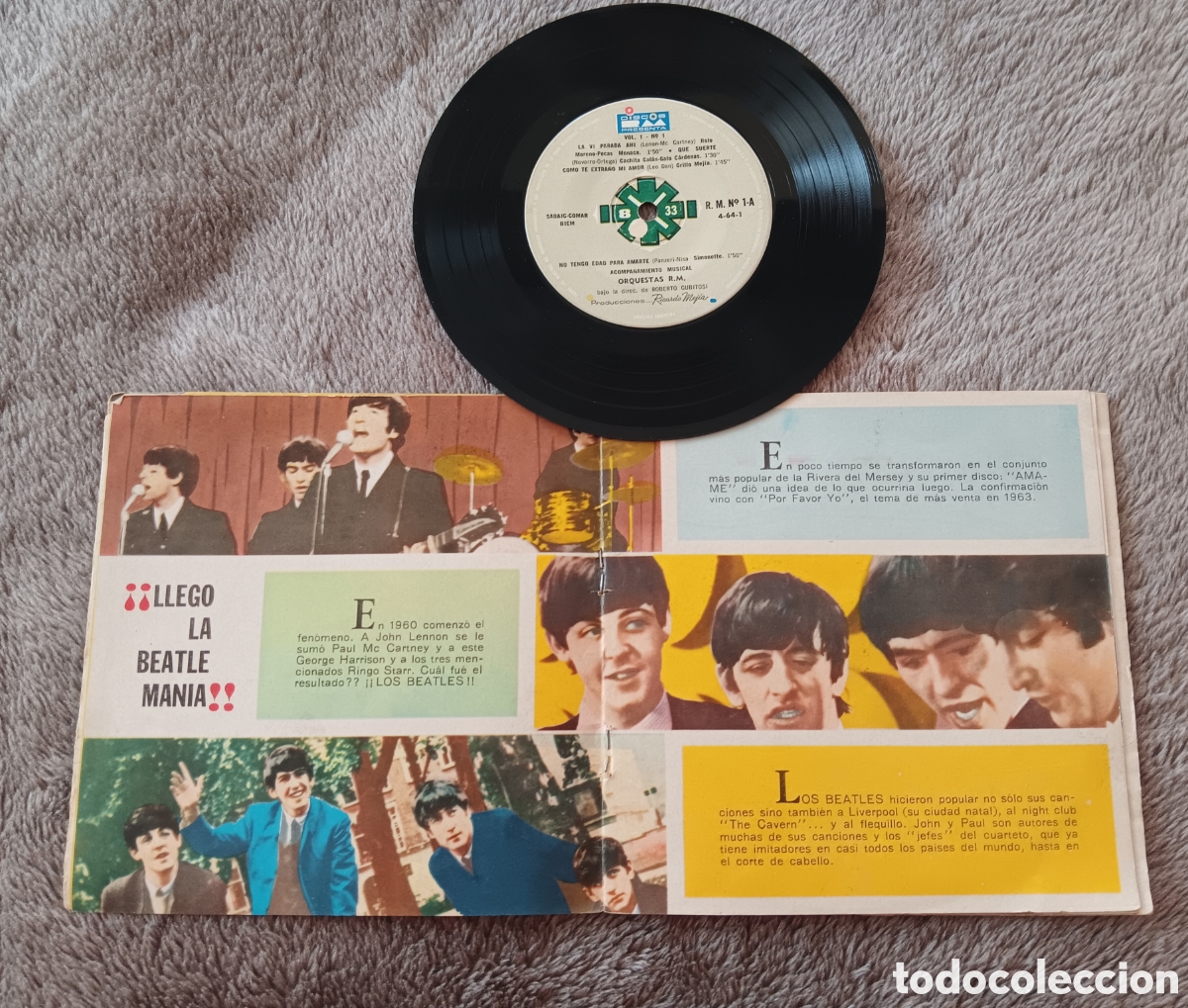 Discos de vinilo: BEATLES REVISTA CON SINGLE ARGENTINA ORIGINAL 1964 BEATLEMANIA