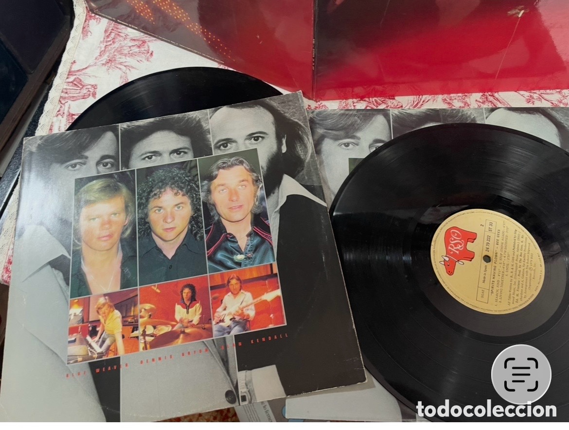 Discos de vinilo: BEE GEES - SPIRITS HAVING FLOWN - PORTADA DOBLE - Foto 2