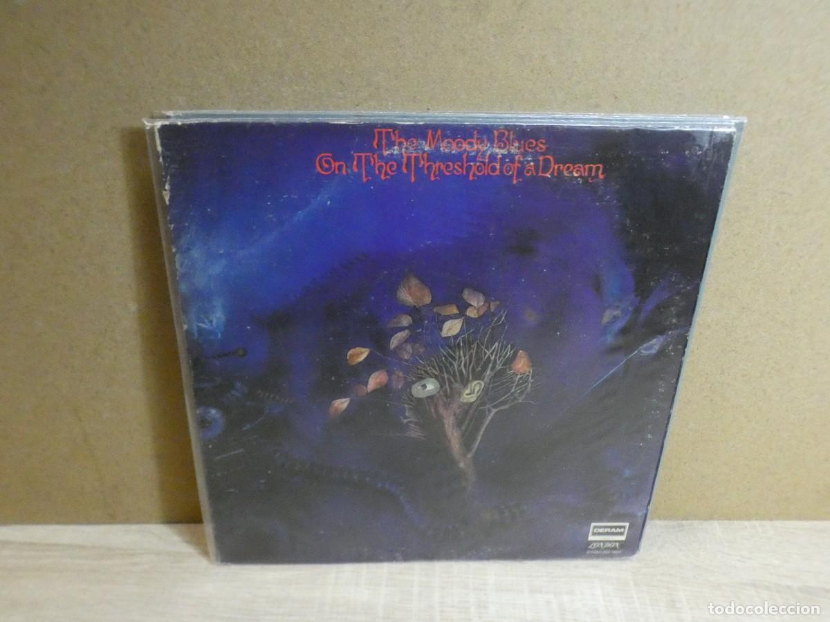 Discos de vinilo: ARKANSAS1980 LOTT779 VINILO LEVE USO CORRECTO THE MOODY BLUES