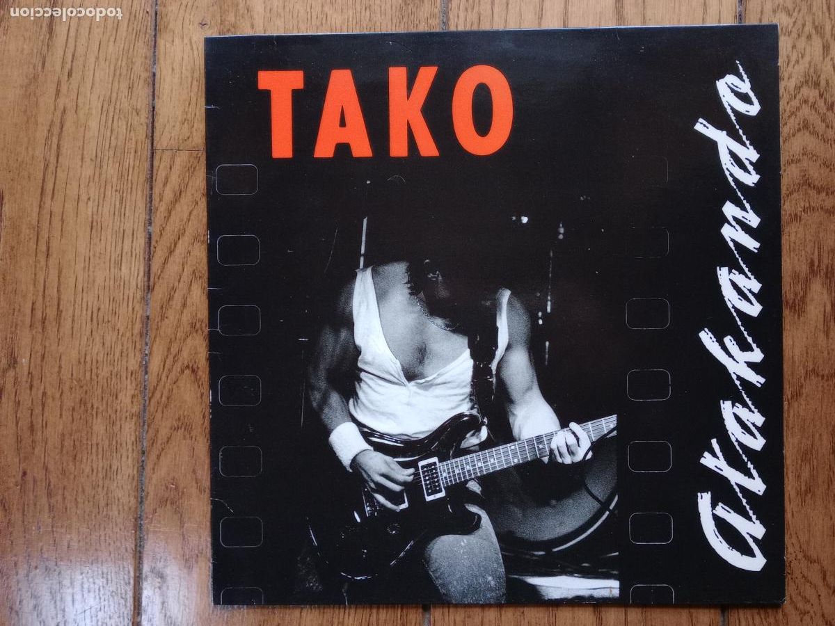 Discos de vinilo: Tako - atakando (cara A a 45 revoluciones grabada en estudio + cara B a 33 grabada en directo)