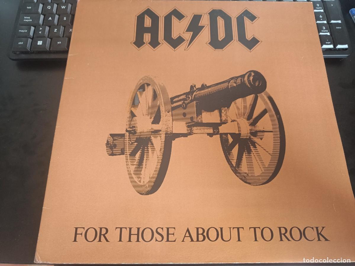 Discos de vinilo: AC/DC &ndash; For Those About To Rock. MINT / VG+. 7 FOTOS. 1982. CUBIERTA ABIERTA.