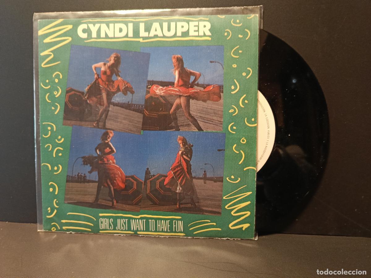 Discos de vinilo: CYNDI LAUPER GIRLS JUST WAT TO HAVE FUN SINGLE ESPA&Ntilde;A 1983 PDELUXE
