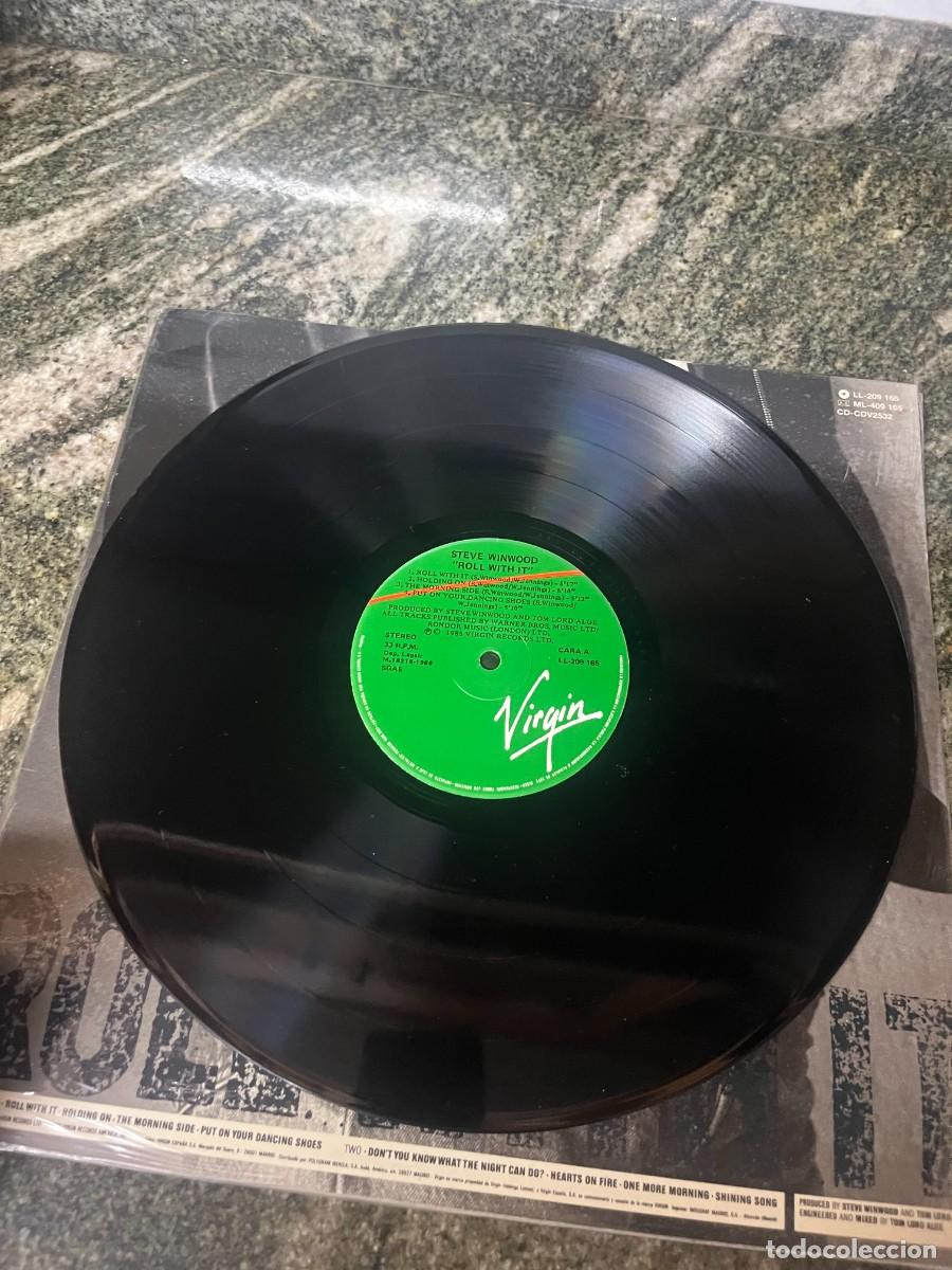 Discos de vinilo: Steve Winwood Roll With It - Foto 3