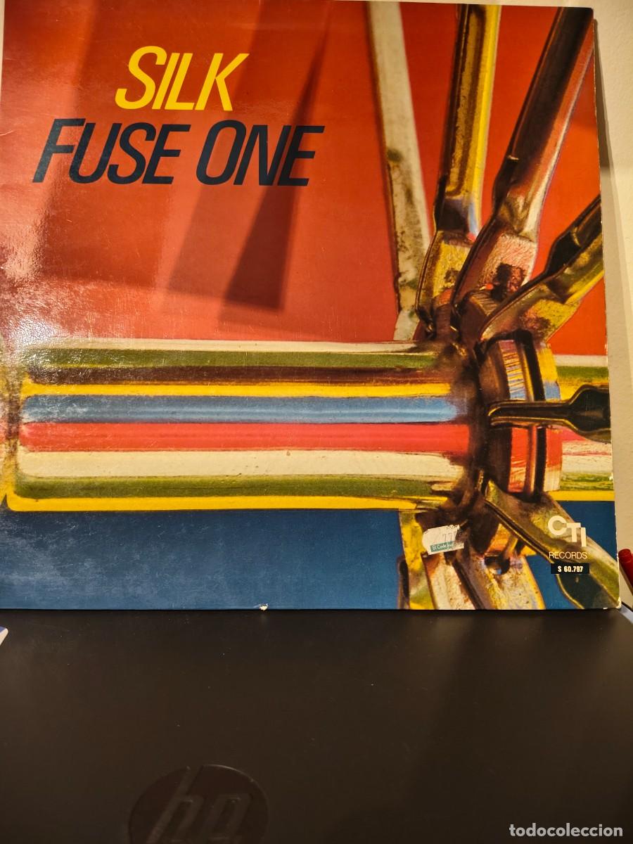 Discos de vinilo: Fuse One. Silk. Gatefold