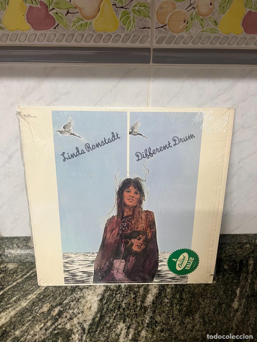 Discos de vinilo: Linda Ronstadt Different Drum - Foto 1