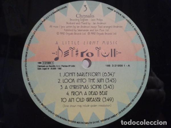 Discos de vinilo: JETHRO TULL - A LITTLE LIGHT MUSIC - 2 LP - Foto 5