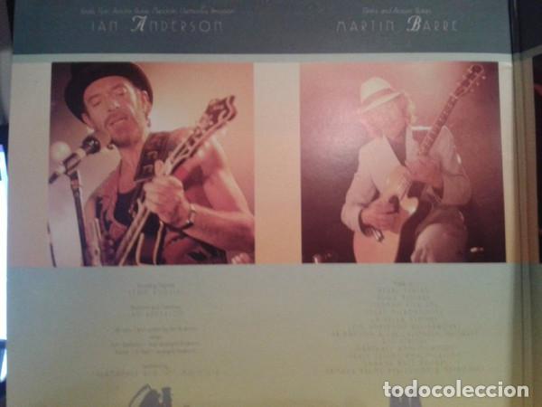 Discos de vinilo: JETHRO TULL - A LITTLE LIGHT MUSIC - 2 LP - Foto 7