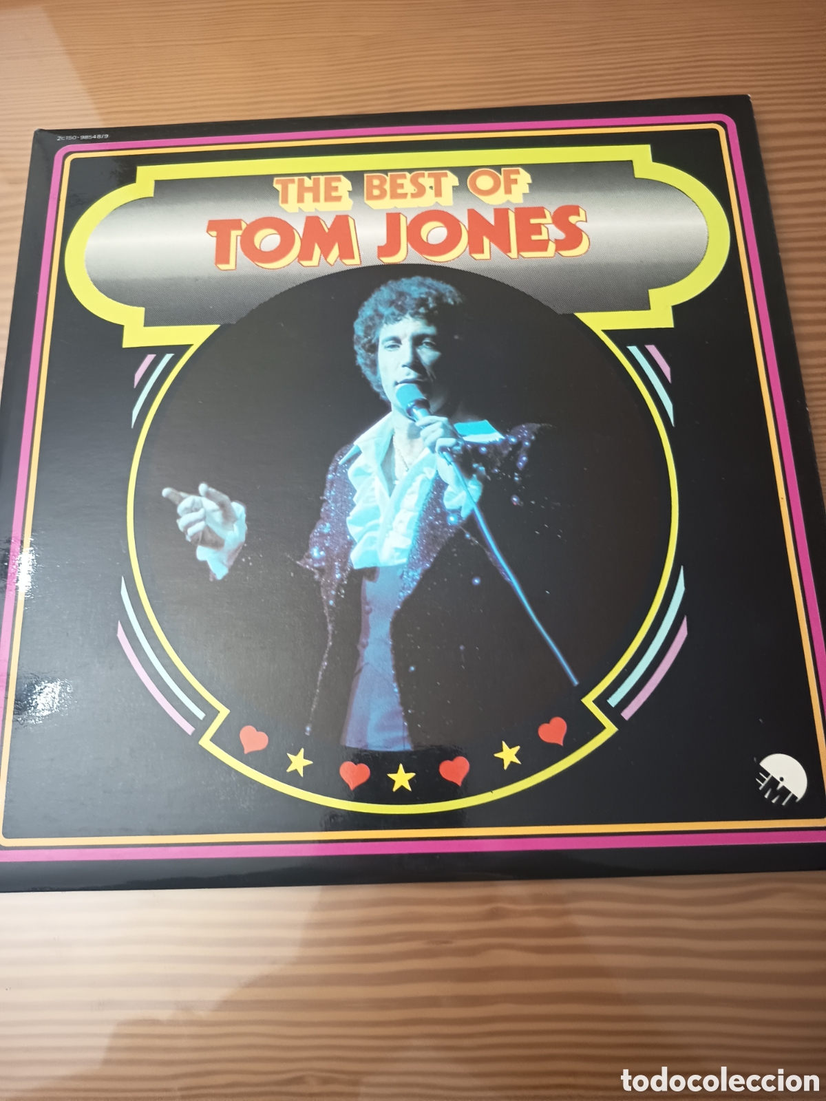 Discos de vinilo: Doble disco de vinilo de Tom Jones &rdquo; The Best Of Tom Jones &rdquo; ,como nuevo, perfecto
