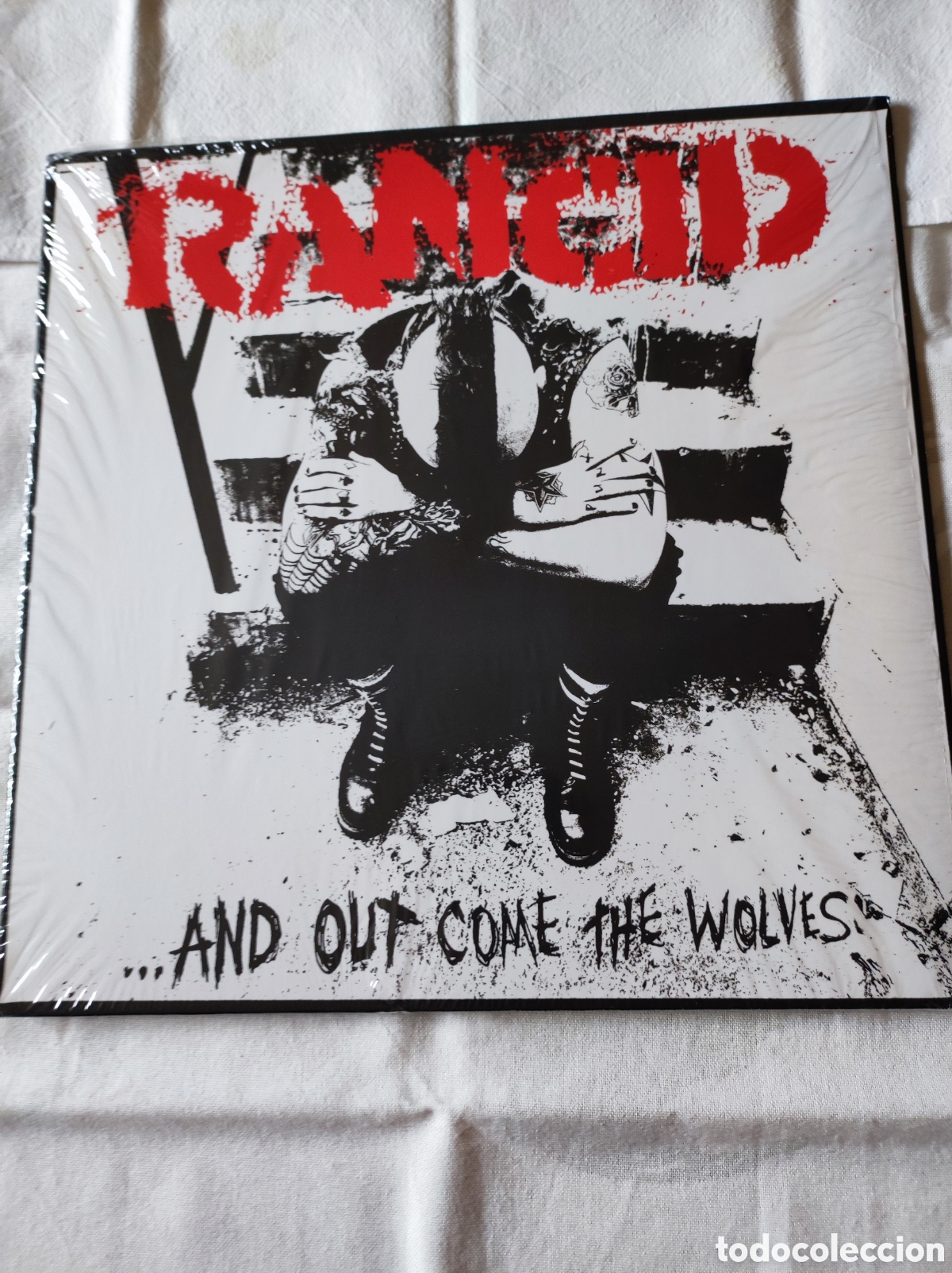 Discos de vinilo: RANCID - ...AND OUT COME THE WOLVES