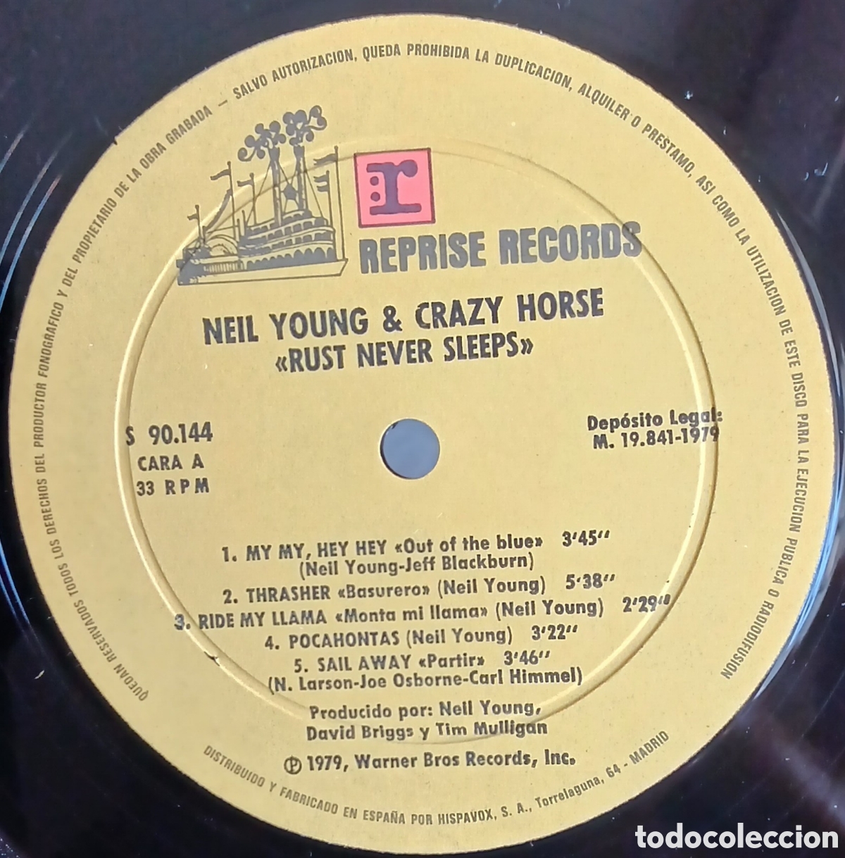 Discos de vinilo: NEIL YOUNG RUST NEVER SLEEPS//Espa&ntilde;a 1979(vg++/ex) - Foto 3