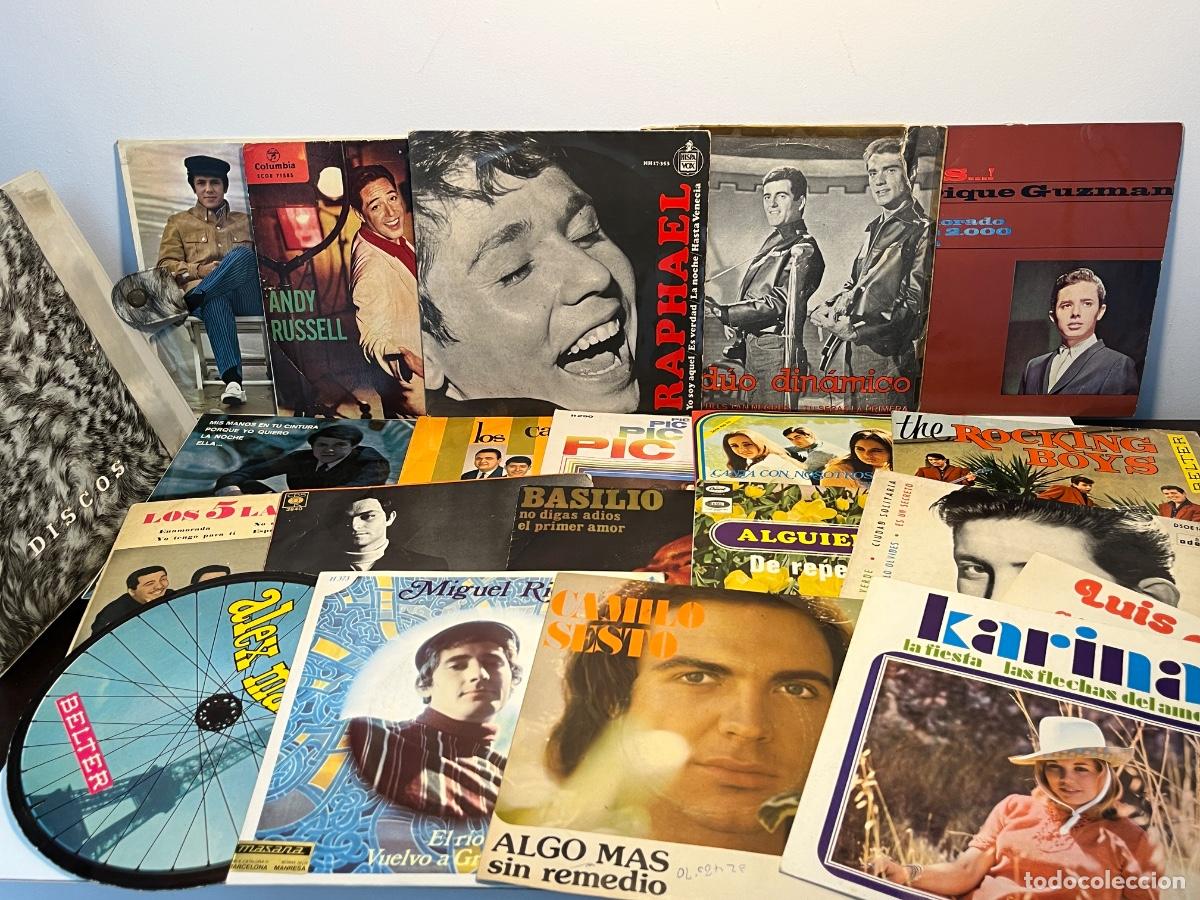 Vinyl-Schallplatten: Lote de 20 singles en espa&ntilde;ol + Estuche porta discos