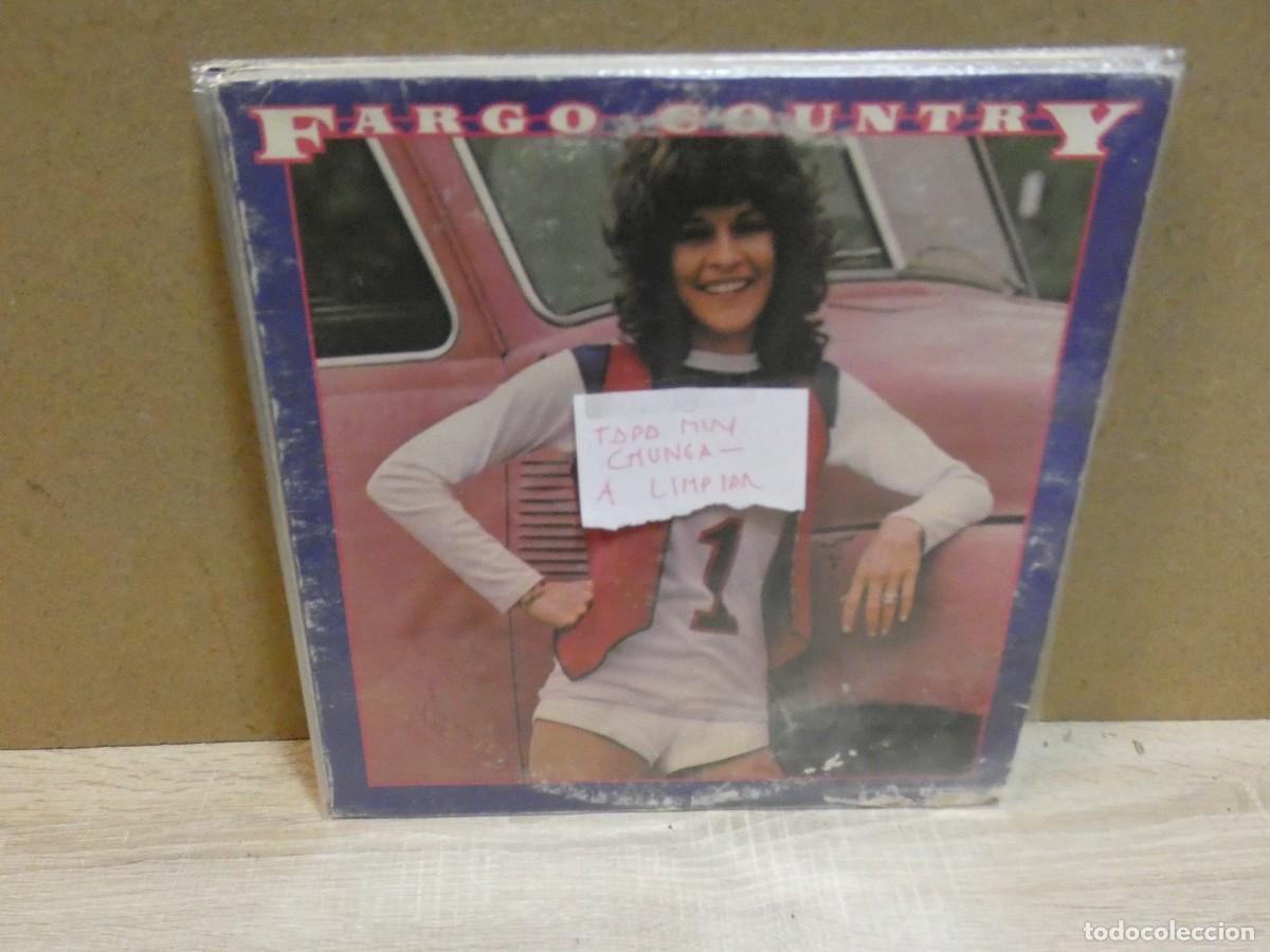 Discos de vinilo: ARKANSAS1980 LOTT783 VINILO DESTROZADISIMO A TU RESIGO FARGO COUNTRY TAPA MUY CHUNGA. A LIMPIAR