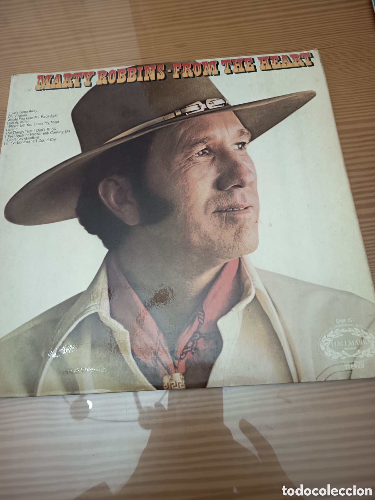 Discos de vinilo: Disco vinilo de Marty Robbins &rdquo; From The Heart &rdquo; ,muy buen estado
