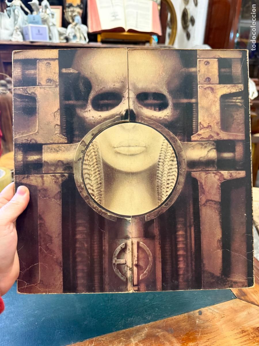 Discos de vinilo: LP BRAIN SALAD SURGERY - Foto 1