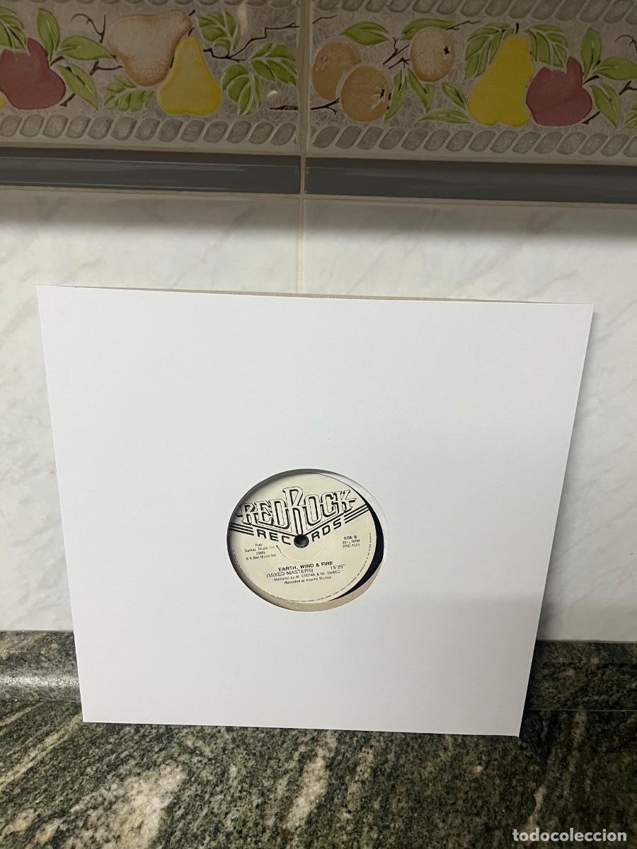Discos de vinilo: Chic / Earth, Wind & Fire The Mega-Mix / Mixed Masters - Foto 1