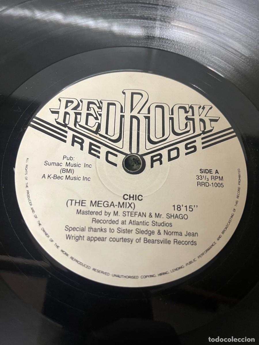Discos de vinilo: Chic / Earth, Wind & Fire The Mega-Mix / Mixed Masters - Foto 3