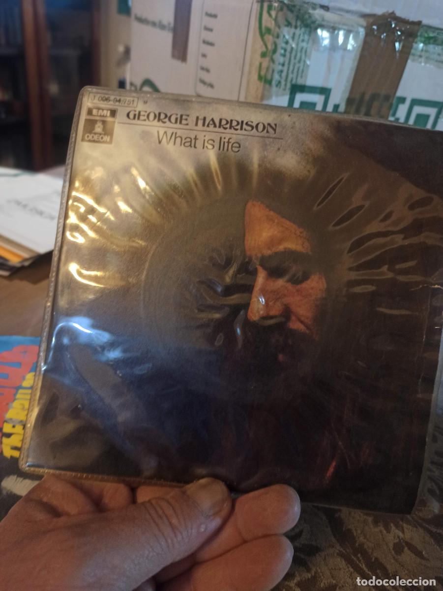 Discos de vinilo: George Harrison What is life Single MBE
