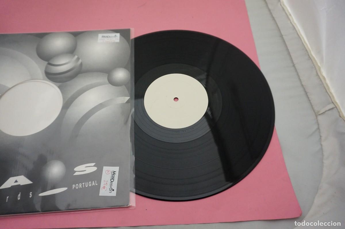 Discos de vinilo: MAXI SINGLE - KAOS TOTAL MIX 2 SAMPLER - VINILO EN EXCELENTE ESTADO - Foto 3