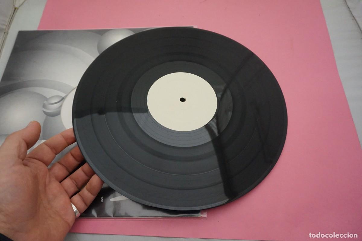Discos de vinilo: MAXI SINGLE - KAOS TOTAL MIX 2 SAMPLER - VINILO EN EXCELENTE ESTADO - Foto 4