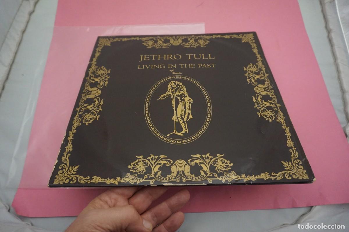 Discos de vinilo: DOBLE LP/ JETHRO TULL - LIVING IN THE PAST - VINILO EN BUEN ESTADO
